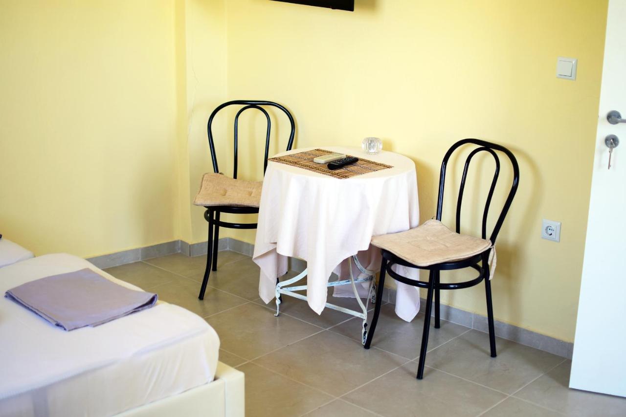 Erato Agios Nikolaos Appartment Exteriör bild
