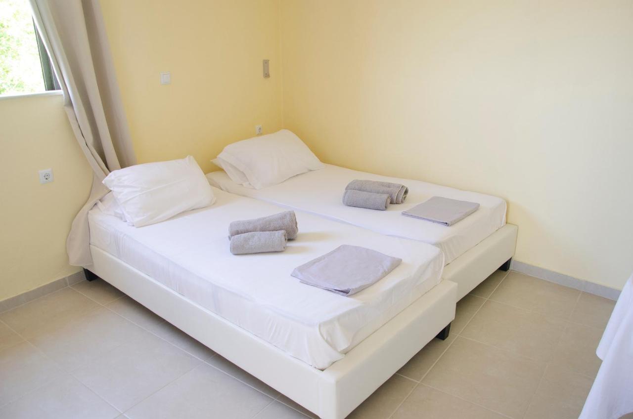 Erato Agios Nikolaos Appartment Exteriör bild