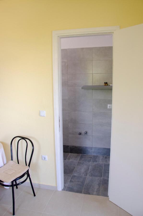 Erato Agios Nikolaos Appartment Exteriör bild